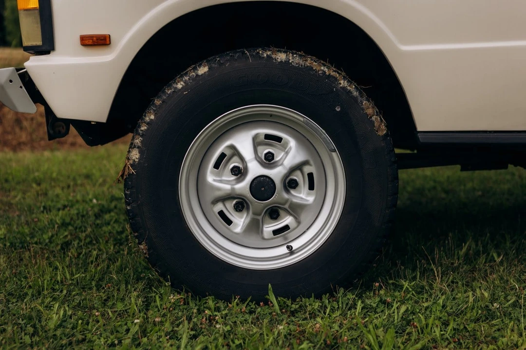 1989 Land Rover Range Rover Classic - Image 14 of 30