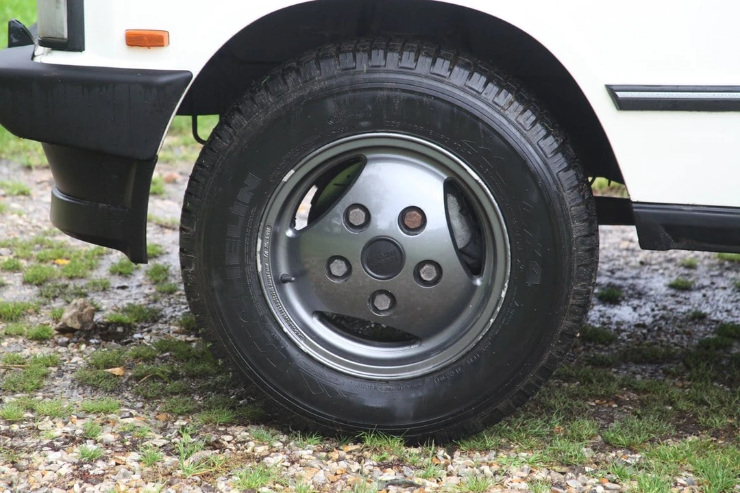1989 Land Rover Range Rover Classic - Image 30 of 30
