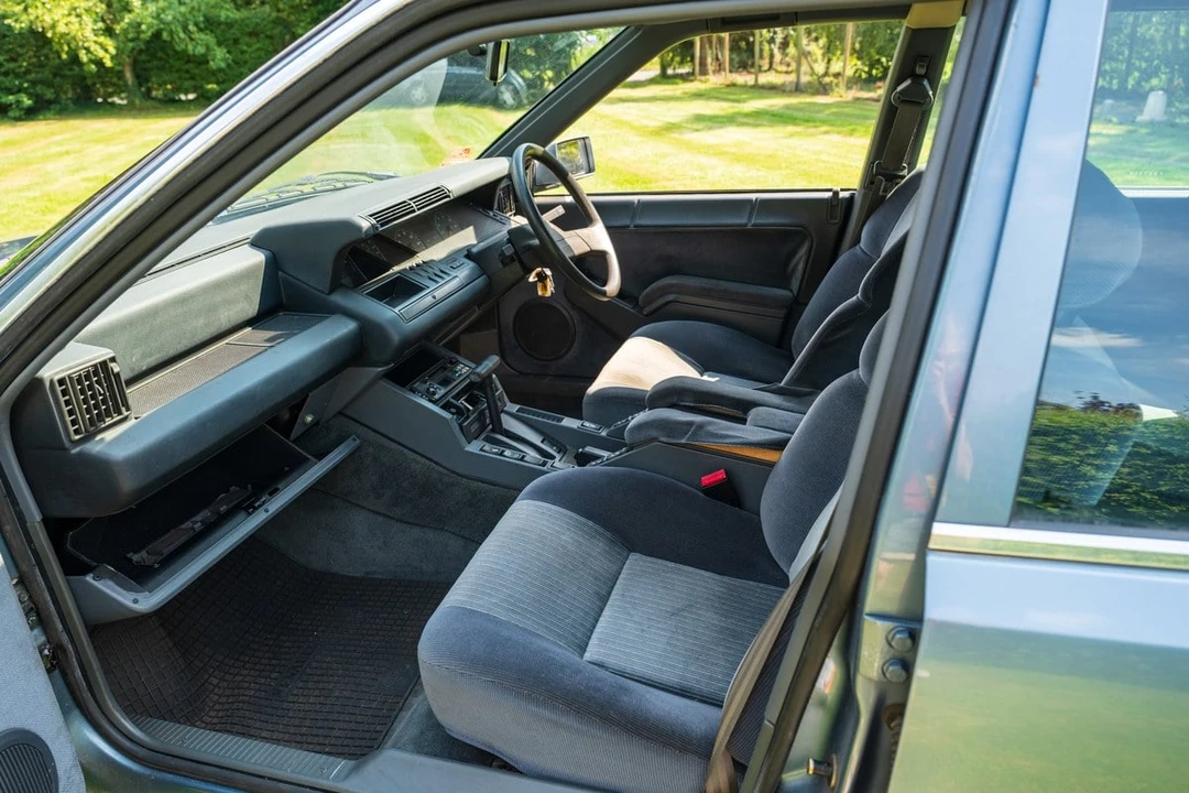 1989 Renault - Image 23 of 30