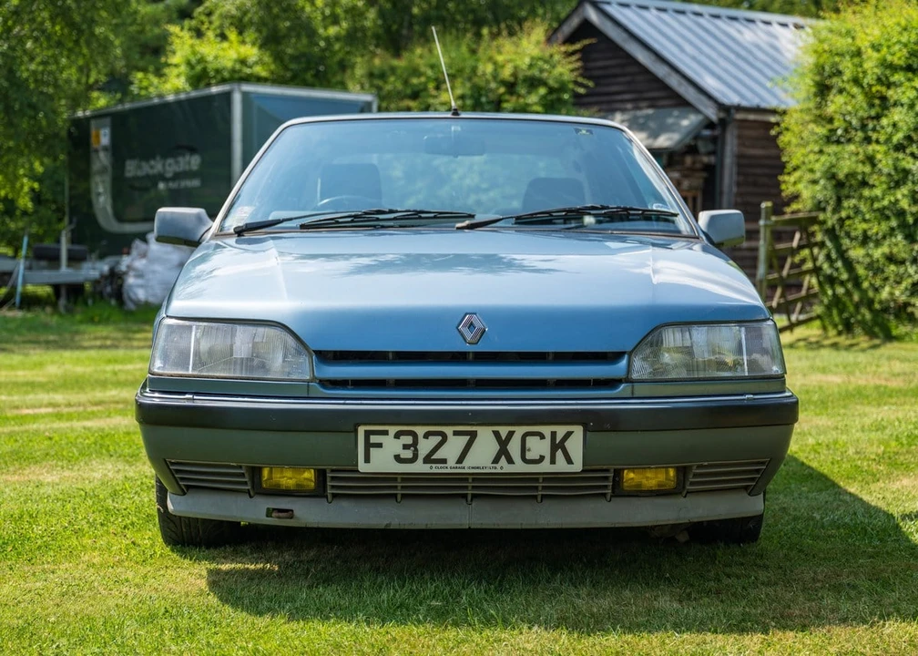 1989 Renault - Image 8 of 30