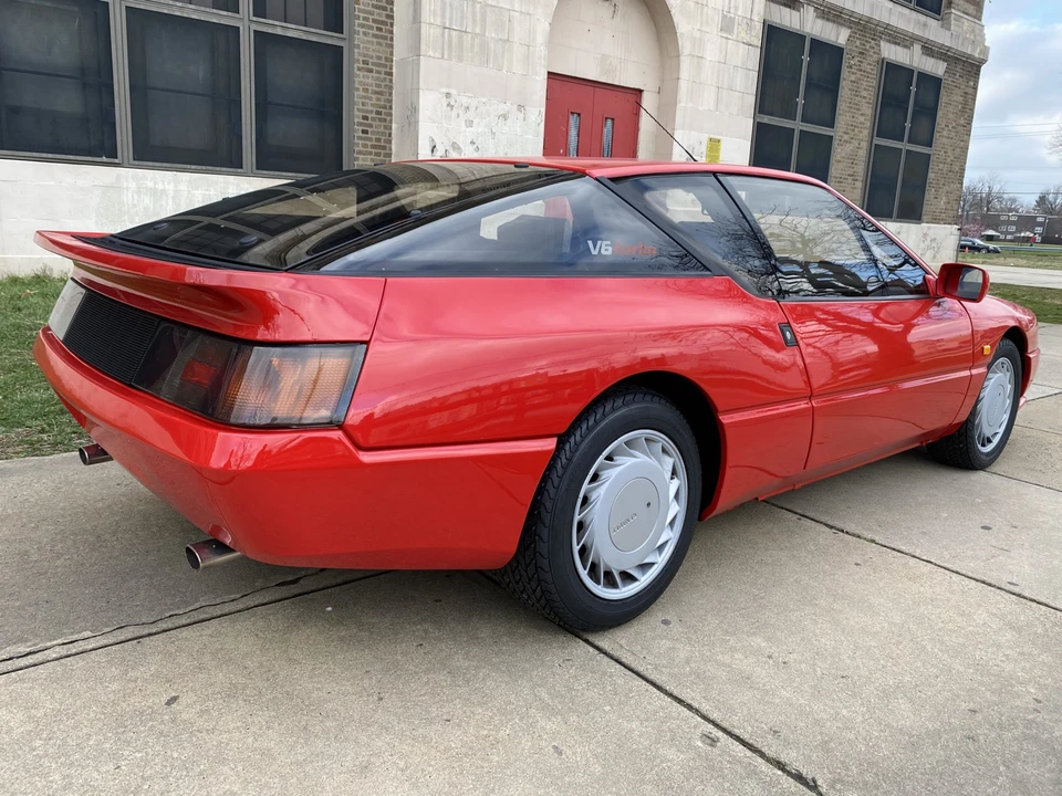 1989 Renault - Image 2 of 31