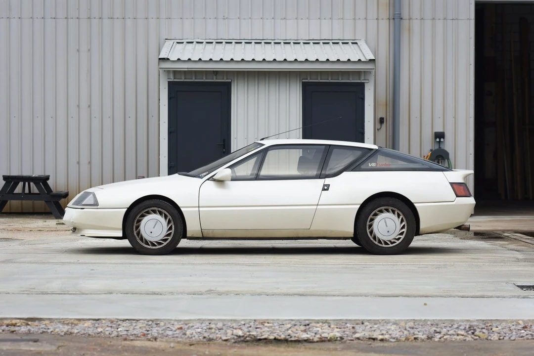 1989 Renault - Image 11 of 30