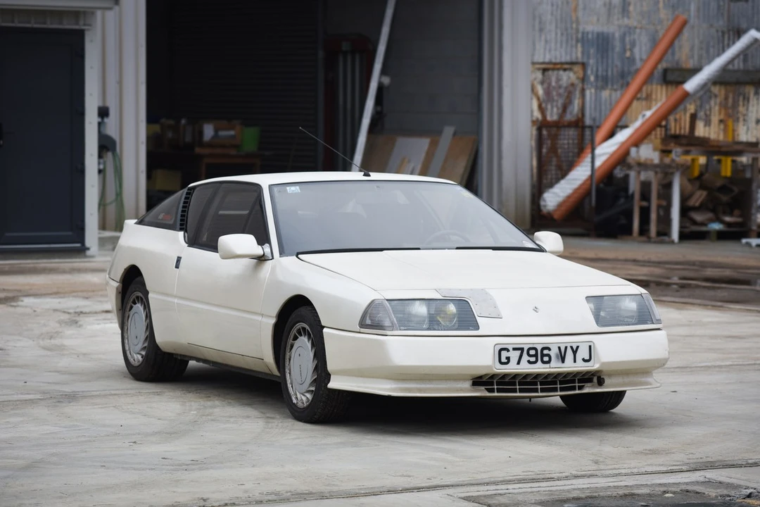 1989 Renault - Image 8 of 30