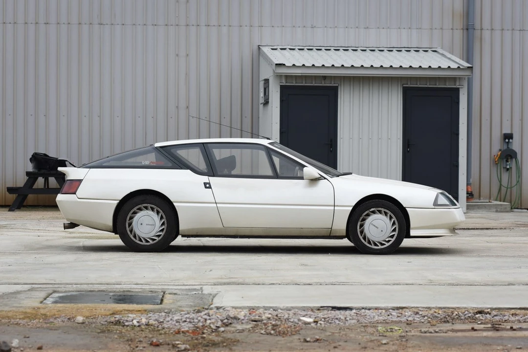 1989 Renault - Image 10 of 30