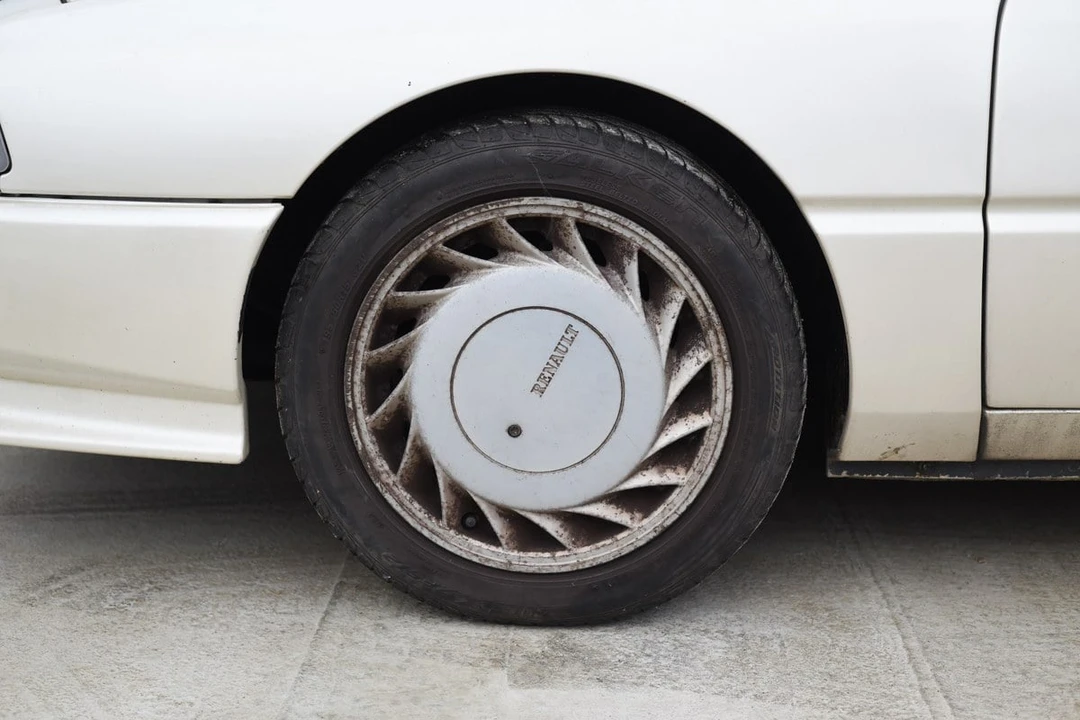 1989 Renault - Image 20 of 30