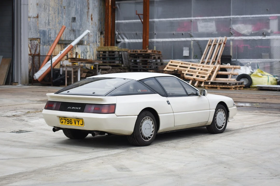 1989 Renault - Image 18 of 30
