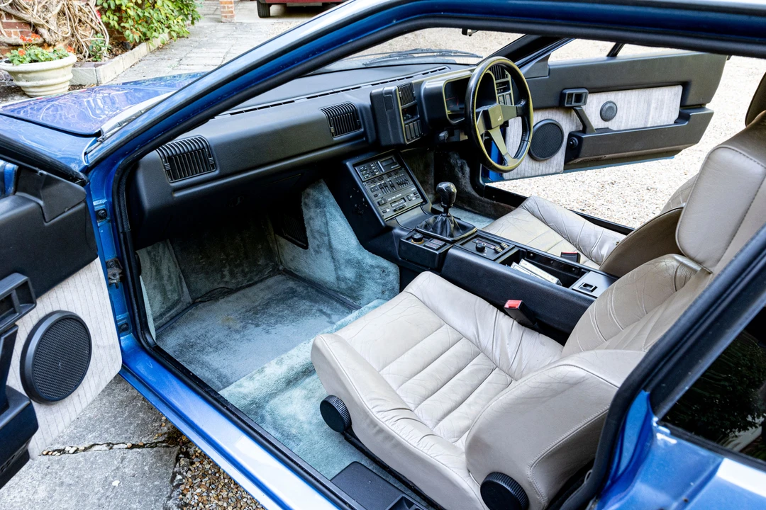 1989 Renault - Image 2 of 22
