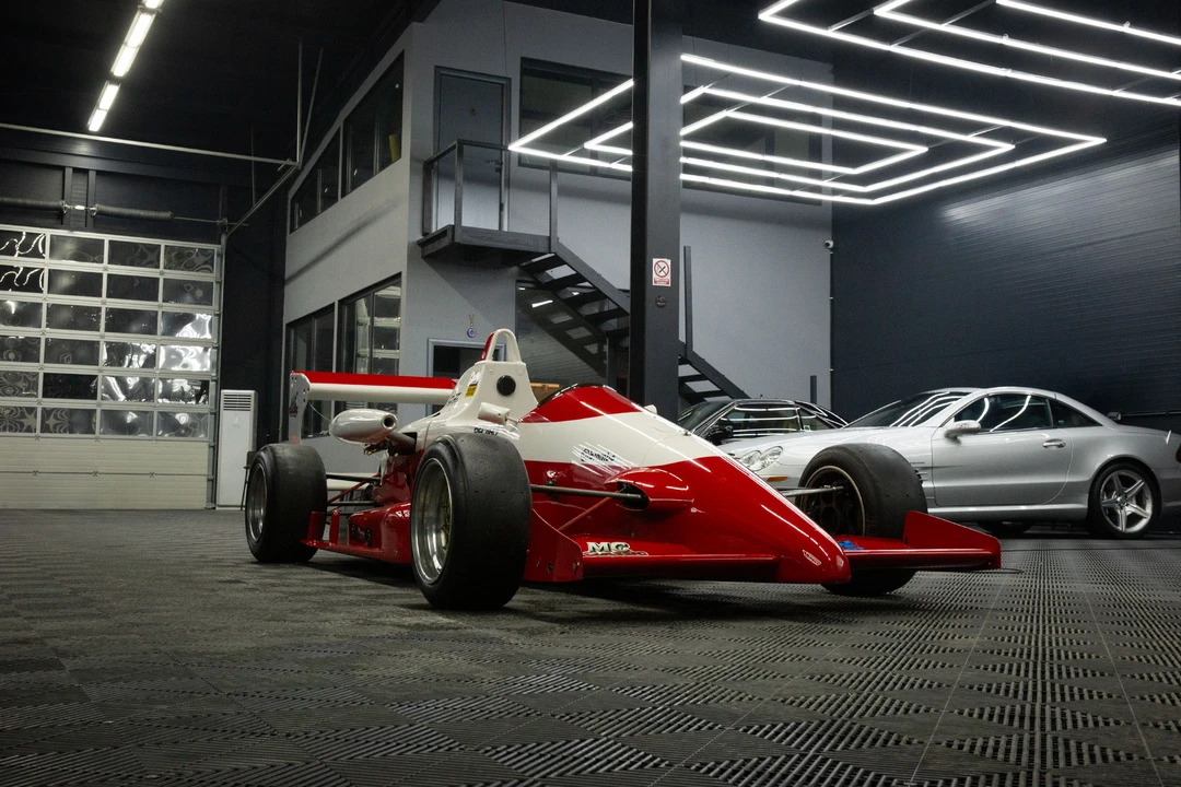 1989 Reynard - Image 11 of 31