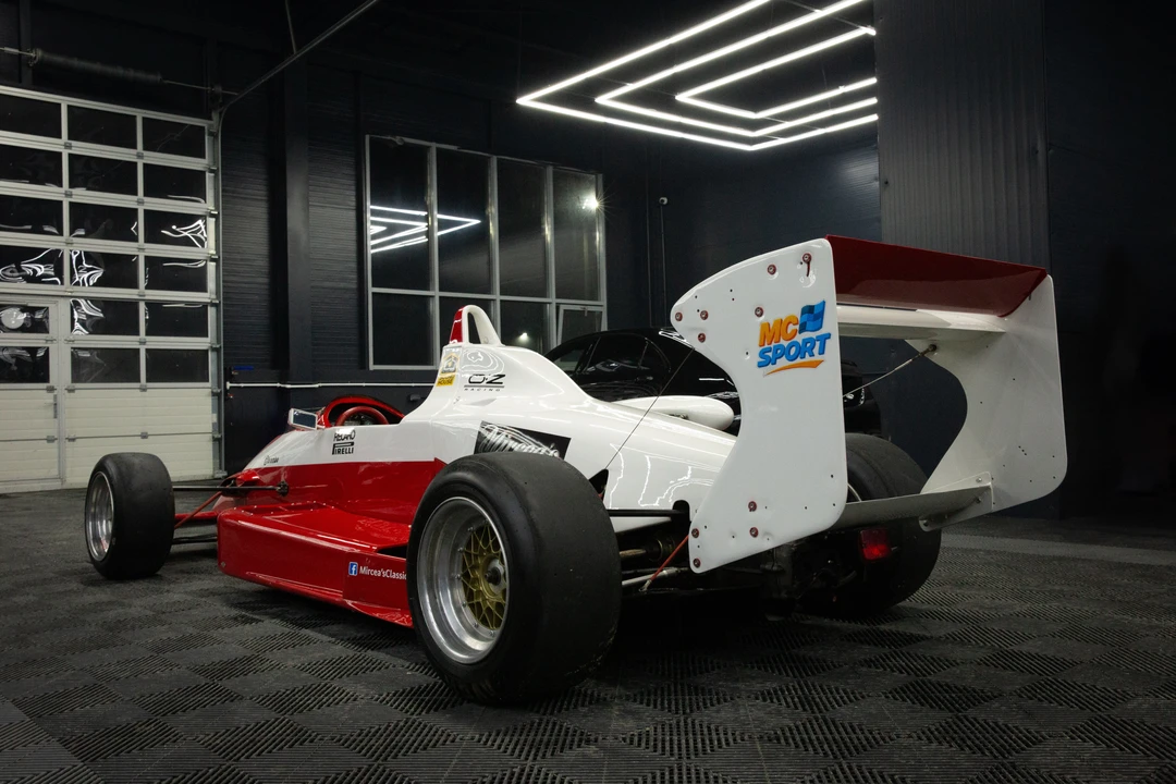 1989 Reynard - Image 5 of 31