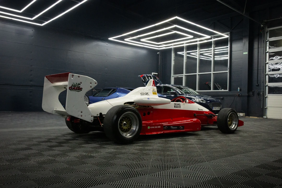1989 Reynard - Image 19 of 31