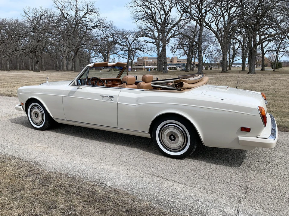 1989 Rolls-Royce Corniche - Image 17 of 21