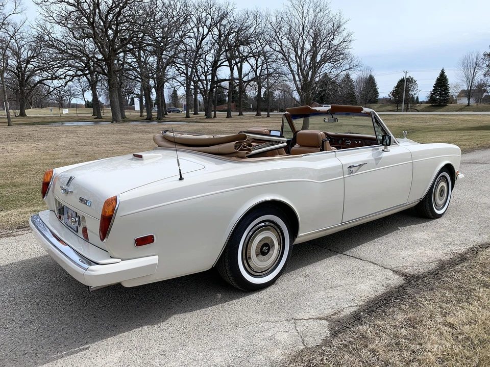 1989 Rolls-Royce Corniche - Image 11 of 21