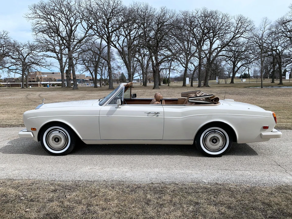 1989 Rolls-Royce Corniche - Image 18 of 21
