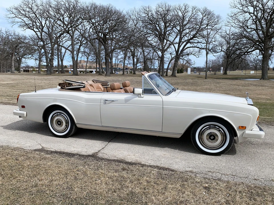 1989 Rolls-Royce Corniche - Image 9 of 21