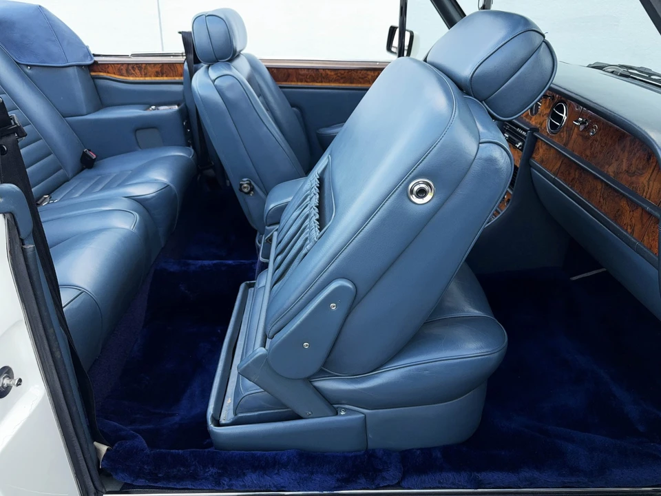 1989 Rolls-Royce Corniche Series III - Image 30 of 31