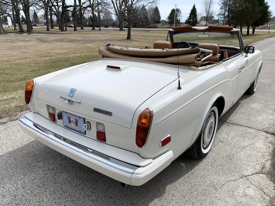 1989 Rolls-Royce Corniche - Image 13 of 31
