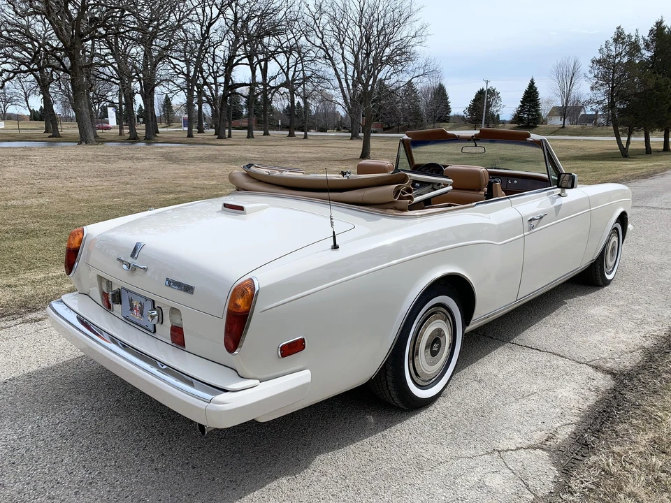 1989 Rolls-Royce Corniche - Image 12 of 31