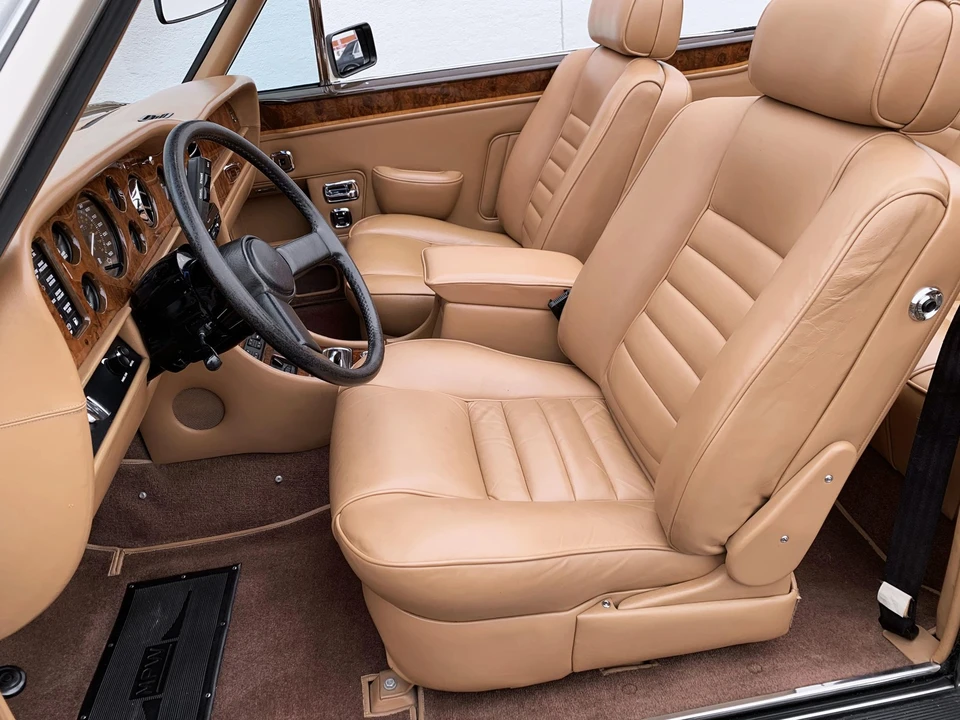 1989 Rolls-Royce Corniche - Image 25 of 31