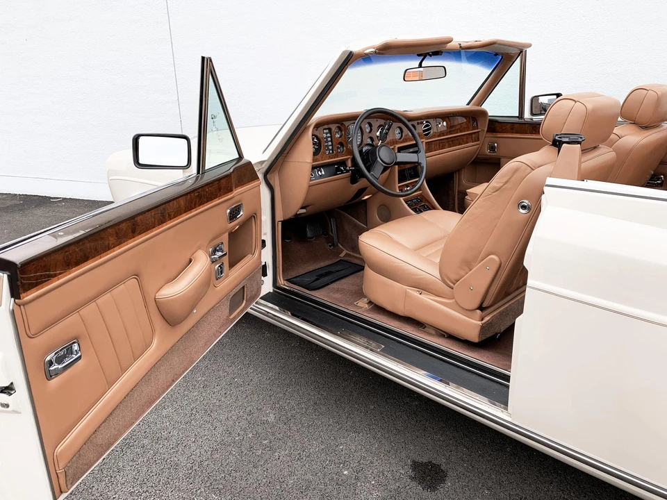 1989 Rolls-Royce Corniche - Image 23 of 31