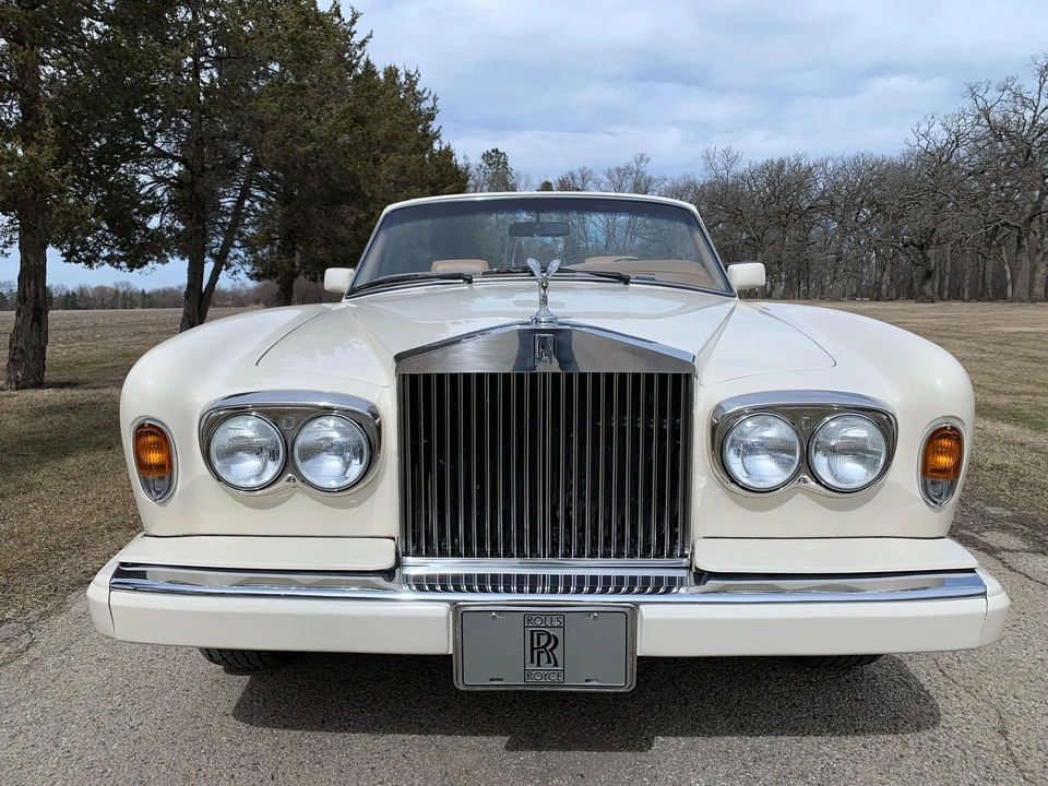 1989 Rolls-Royce Corniche - Image 6 of 31