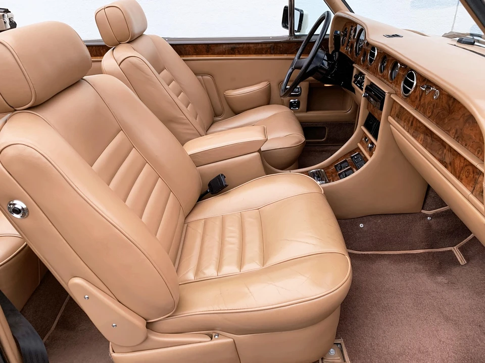 1989 Rolls-Royce Corniche - Image 29 of 31