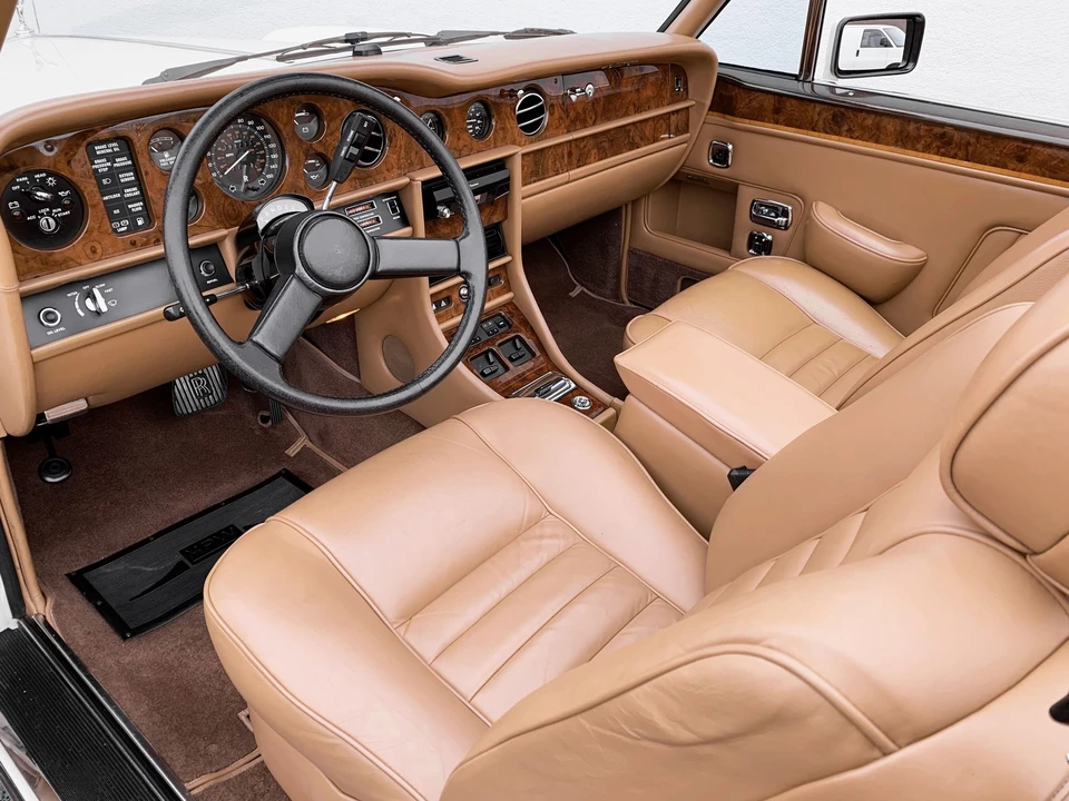 1989 Rolls-Royce Corniche - Image 24 of 31