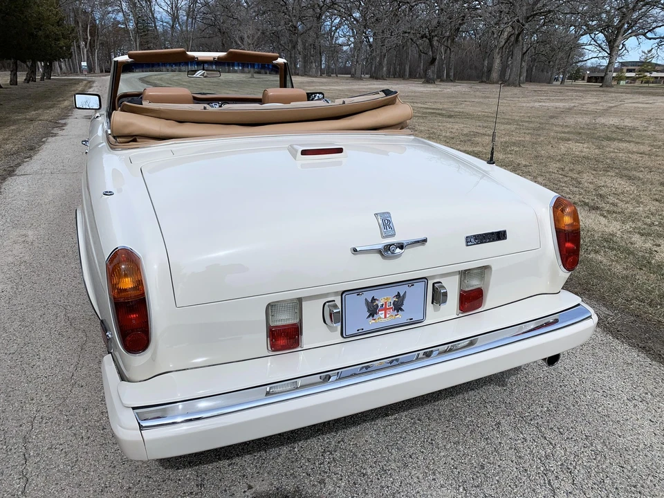 1989 Rolls-Royce Corniche - Image 15 of 31