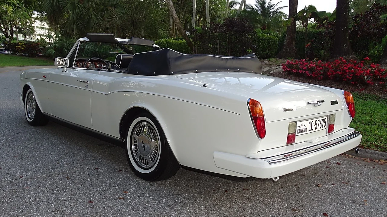 1989 Rolls-Royce Corniche - Image 4 of 25