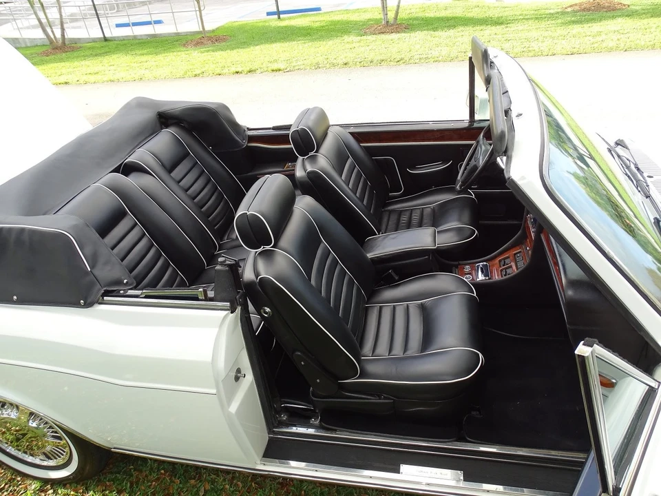1989 Rolls-Royce Corniche - Image 14 of 25