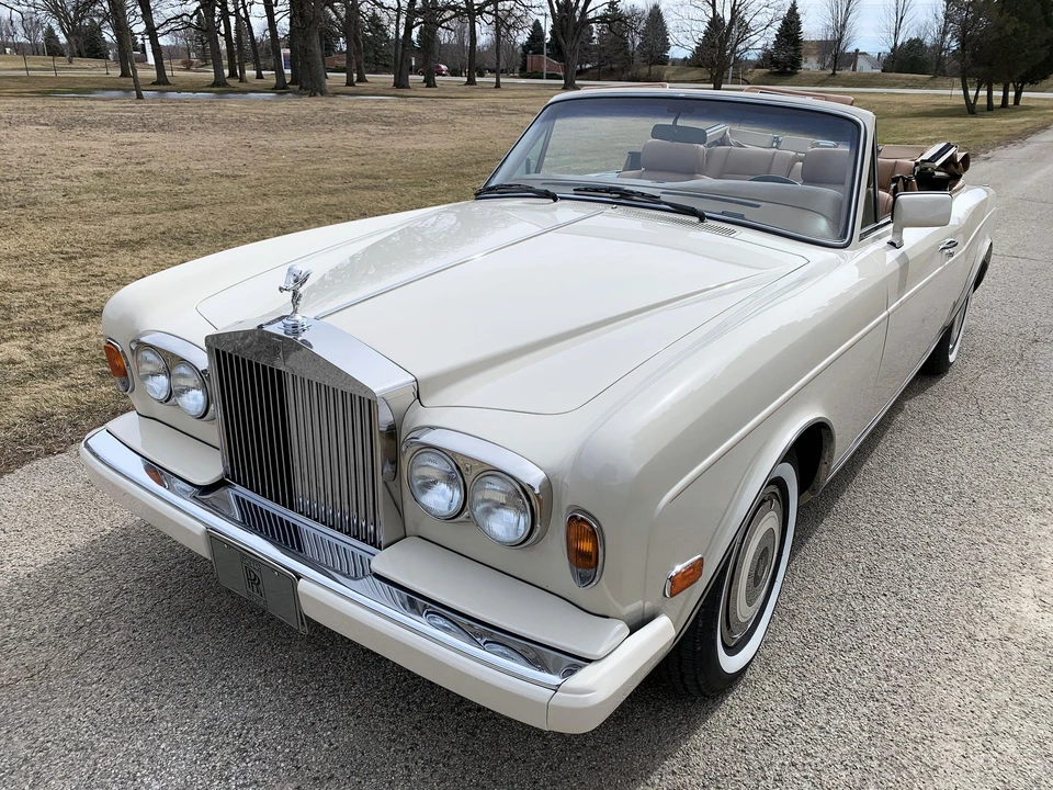 1989 Rolls-Royce Corniche Series II - Image 4 of 31