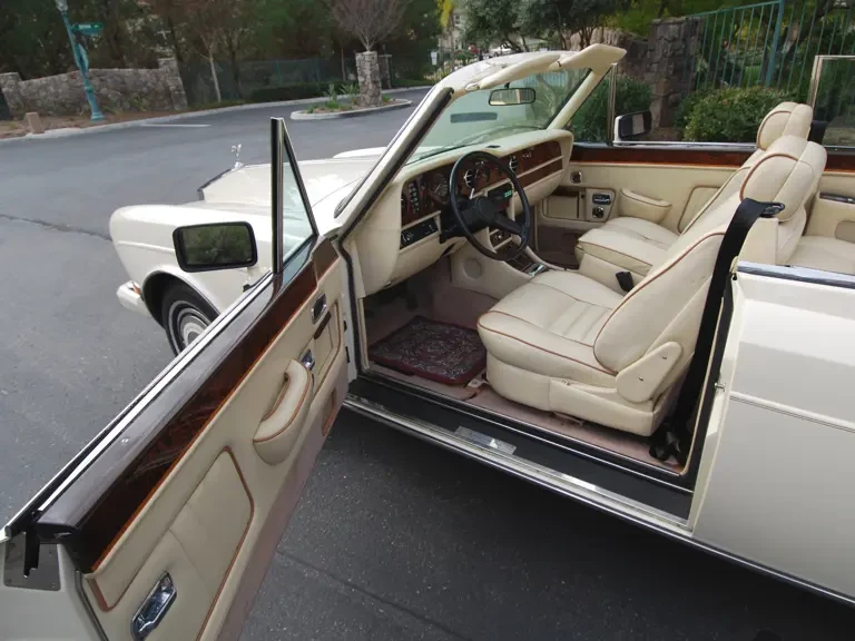 1989 Rolls-Royce Corniche Series II - Image 7 of 13