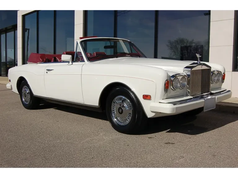 1989 Rolls-Royce Corniche Series II - Image 2 of 2