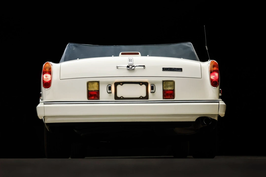 1989 Rolls-Royce Corniche Series II - Image 15 of 31