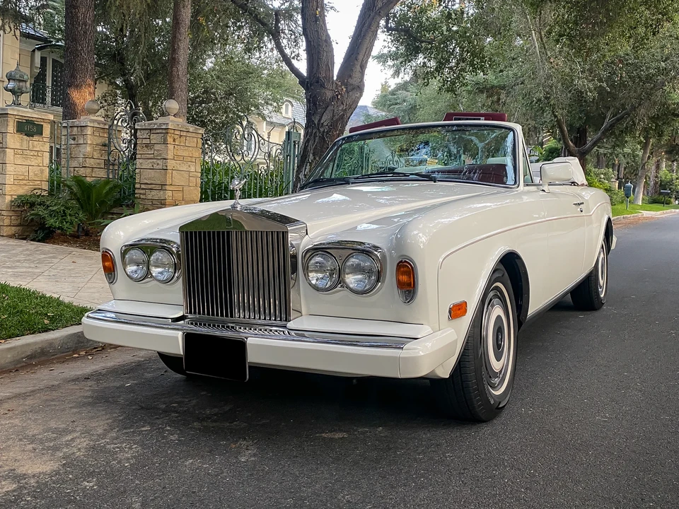 1989 Rolls-Royce Corniche Series II - Image 2 of 6