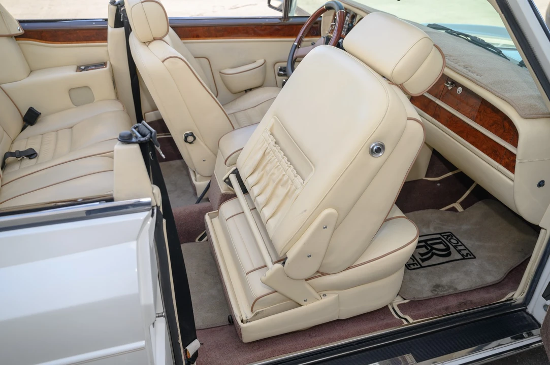 1989 Rolls-Royce Corniche Series III - Image 30 of 31