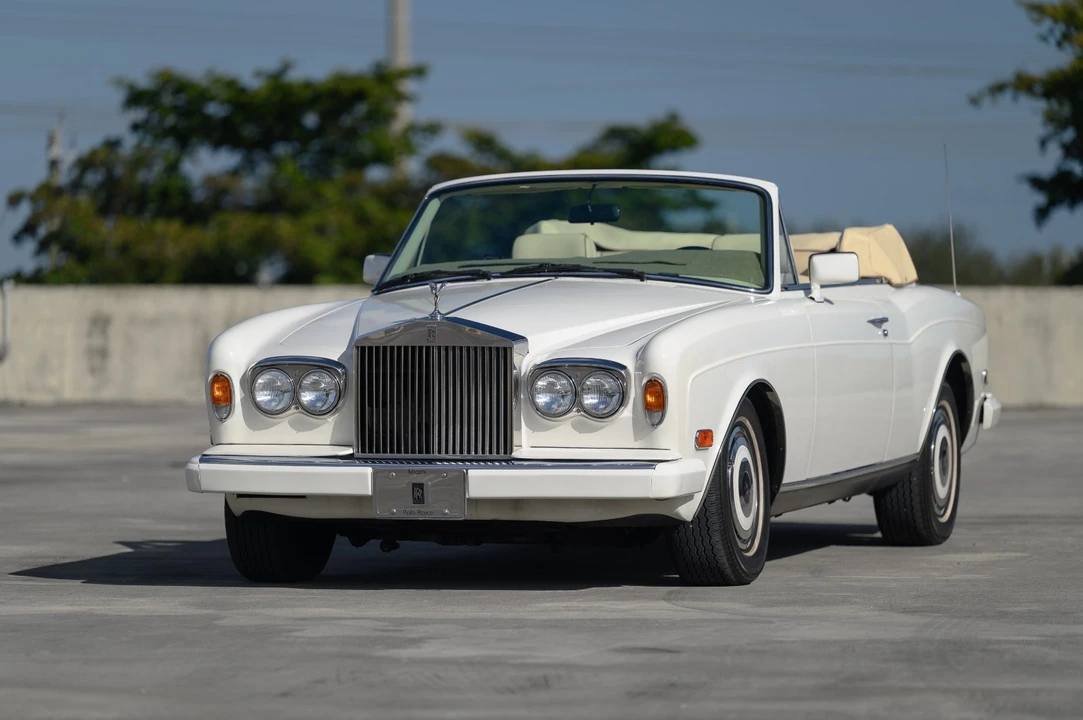 1989 Rolls-Royce Corniche Series III - Image 13 of 31