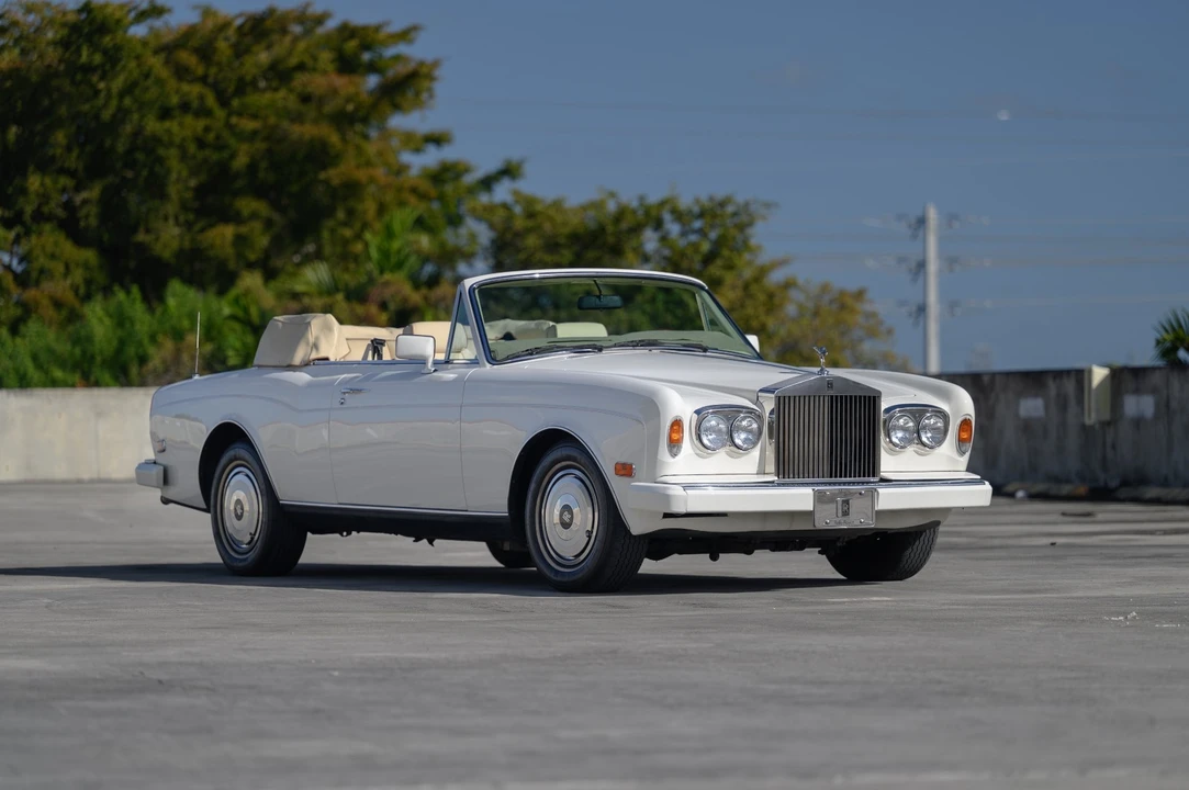 1989 Rolls-Royce Corniche Series III - Image 8 of 31