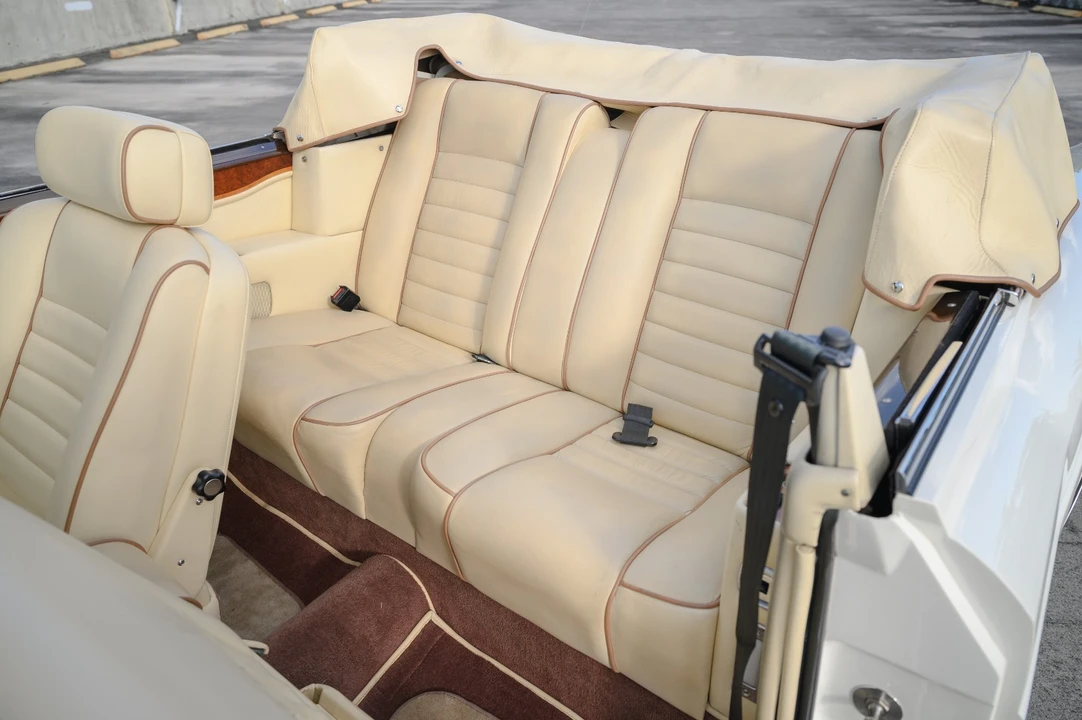 1989 Rolls-Royce Corniche Series III - Image 31 of 31