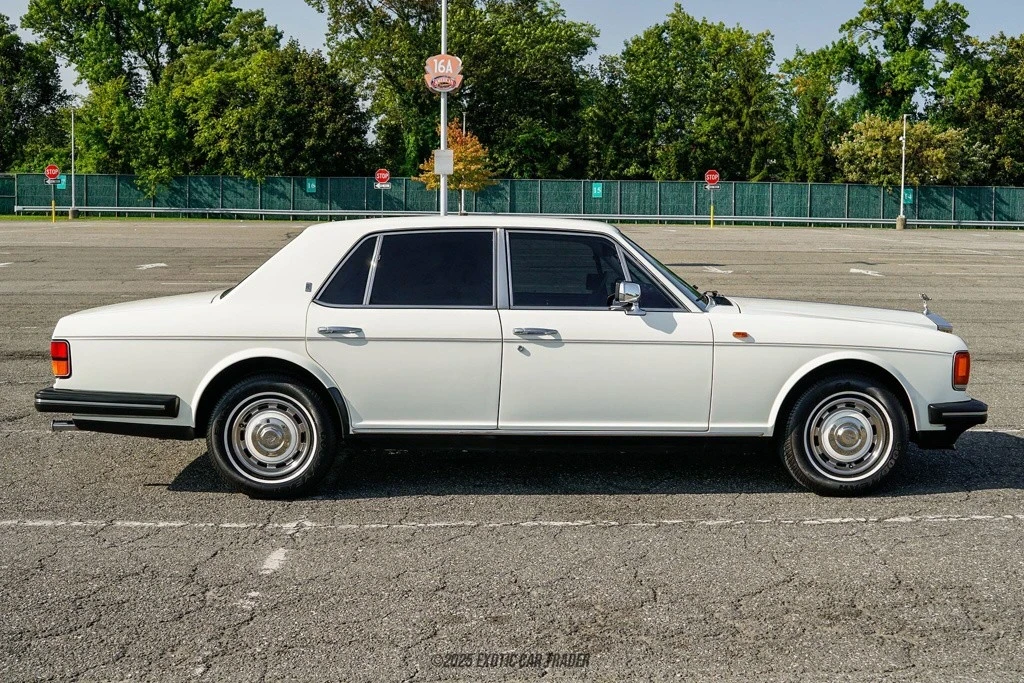 1989 Rolls-Royce Silver Spur & Spirit - Image 9 of 12