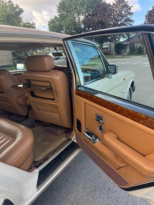 1989 Rolls-Royce Silver Spur & Spirit II - Image 11 of 20