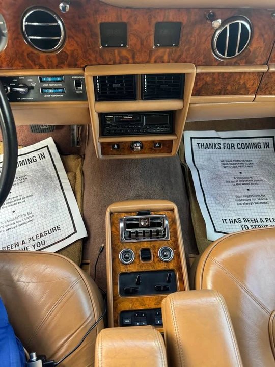 1989 Rolls-Royce Silver Spur & Spirit II - Image 17 of 20