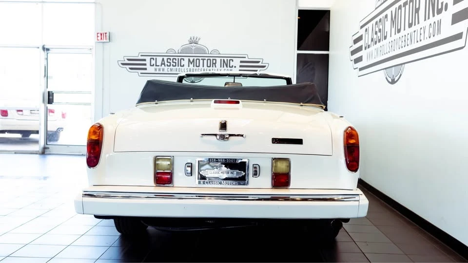 1989 Rolls-Royce Corniche Series III - Image 8 of 17