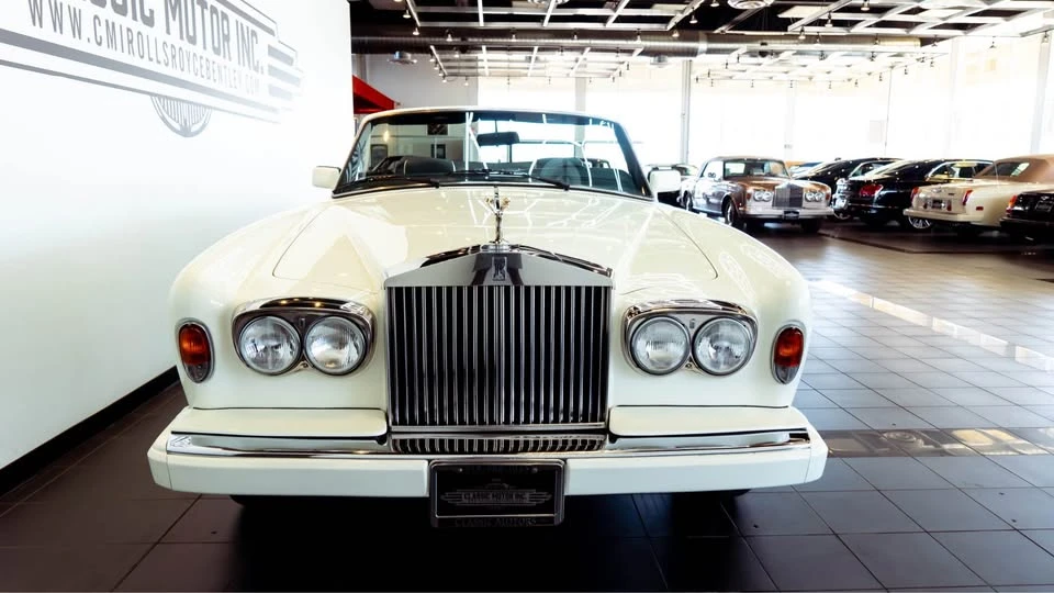 1989 Rolls-Royce Corniche Series III - Image 7 of 17