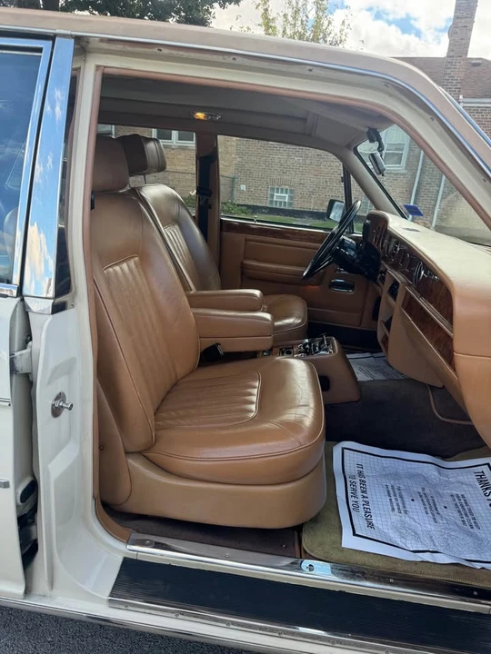 1989 Rolls-Royce Silver Spur & Spirit - Image 12 of 18