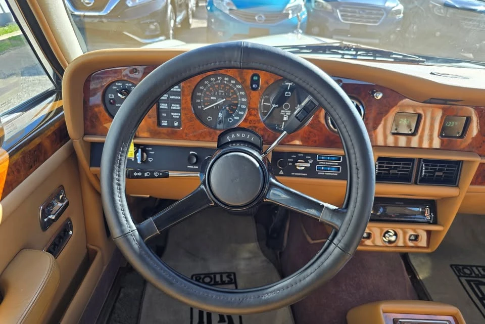 1989 Rolls-Royce Silver Spur & Spirit - Image 17 of 20