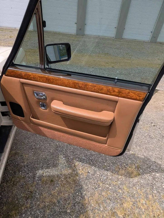 1989 Rolls-Royce Silver Spur & Spirit - Image 8 of 12