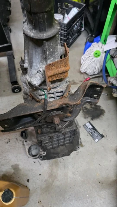 1989 Parts & Memorabilia Engines - Image 5 of 5
