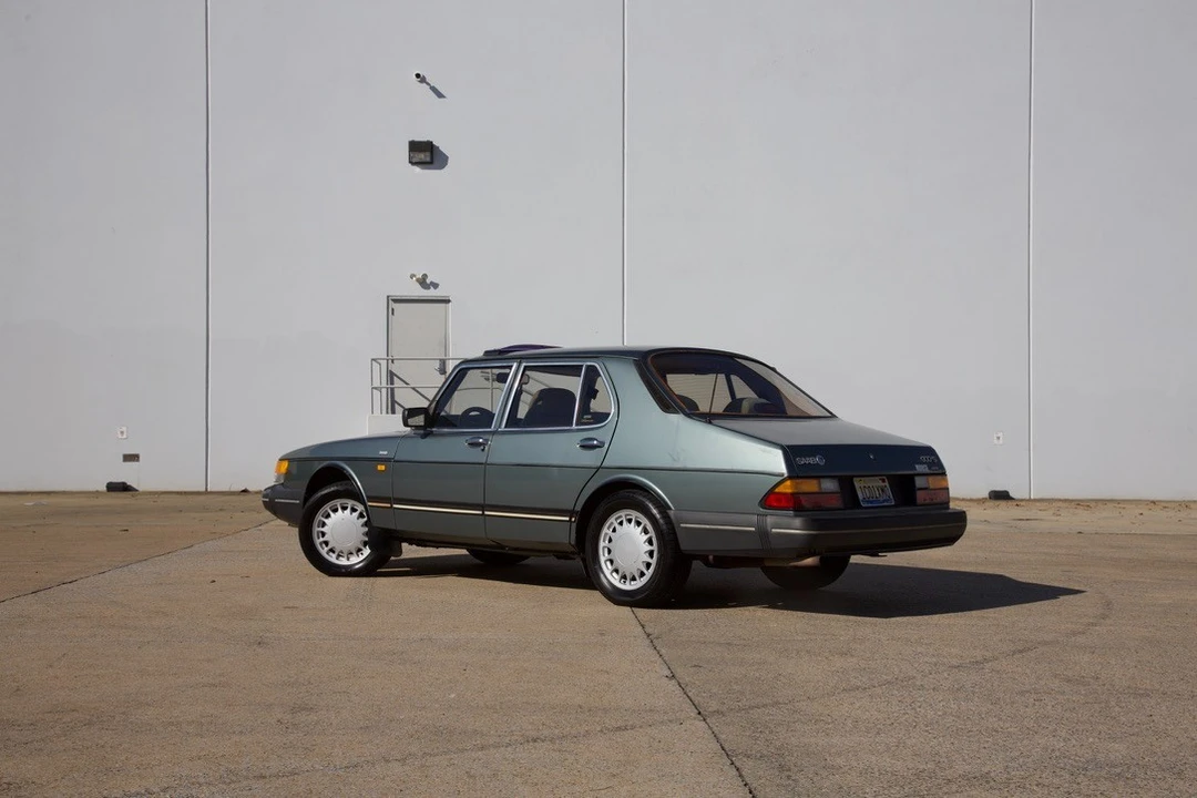 1989 Saab 900 1st Gen - Image 2 of 21