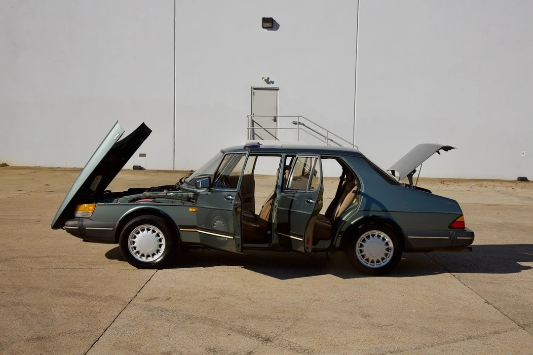 1989 Saab 900 1st Gen - Image 11 of 21