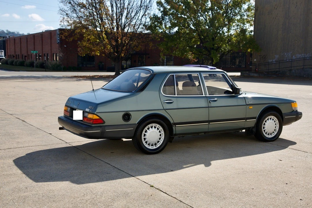 1989 Saab 900 1st Gen - Image 5 of 21